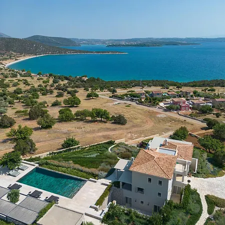 Villa Salanti Hillcrest *