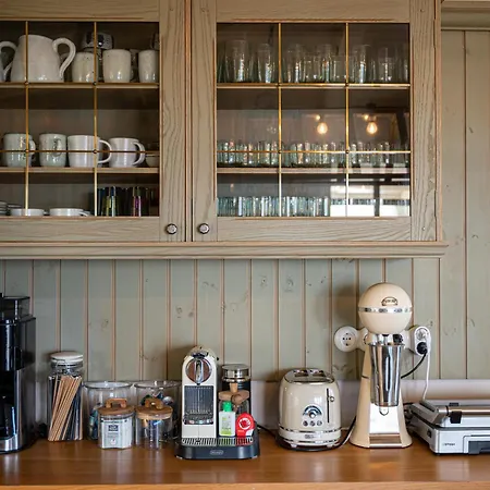 Salanti Hillcrest * Dhidhima