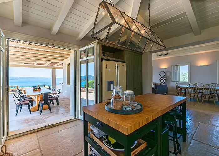 Salanti Hillcrest Villa Dhídhima