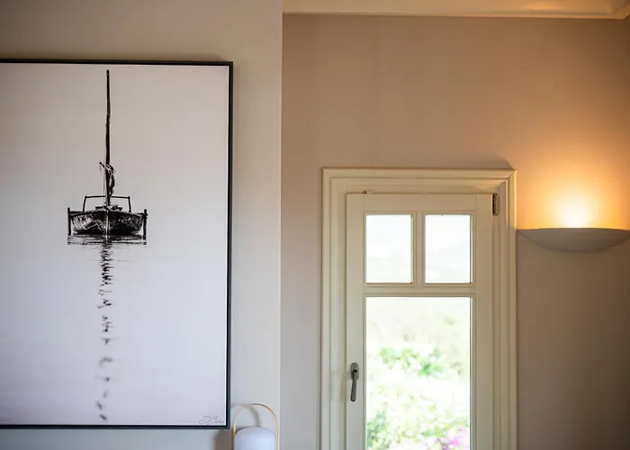 Salanti Hillcrest Willa