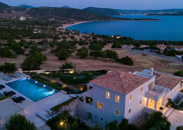 Salanti Hillcrest Willa