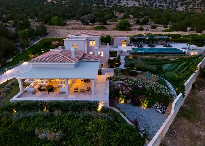 Salanti Hillcrest * Dhídhima