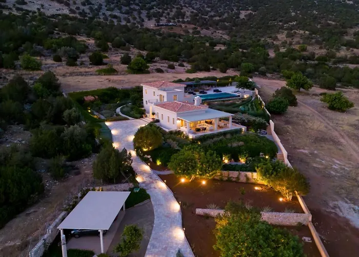 Salanti Hillcrest *